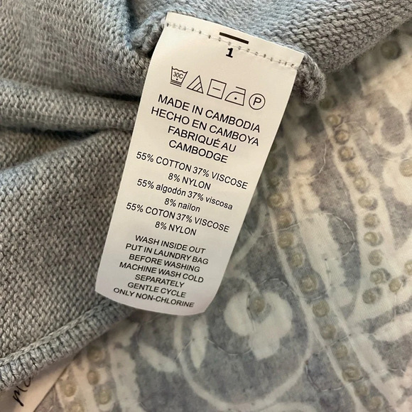 Michael Kors Grey Hi-Lo Sweater size large with zippered back - Picture 7 of 7